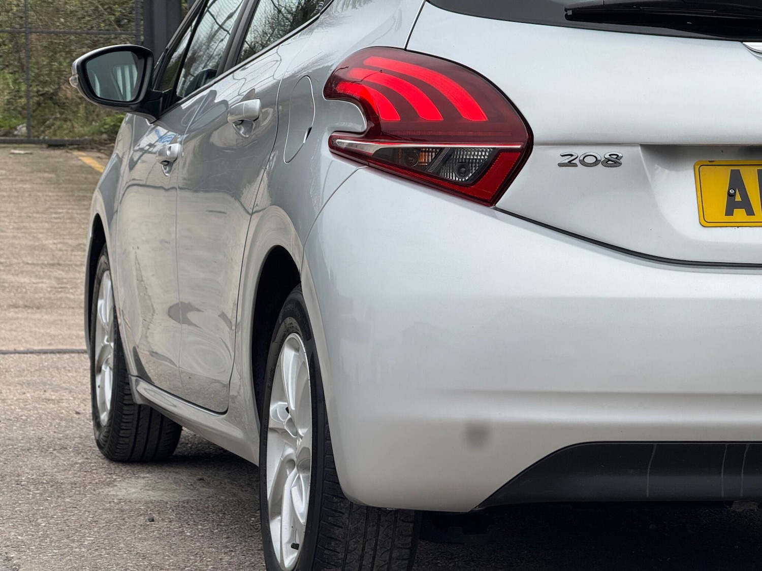 Used Peugeot 208 2016 for sale - 77994222: Photo 11