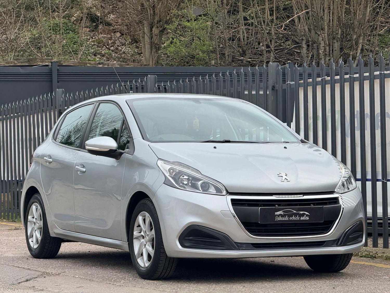 Used Peugeot 208 2016 for sale - 77994222: Photo 14