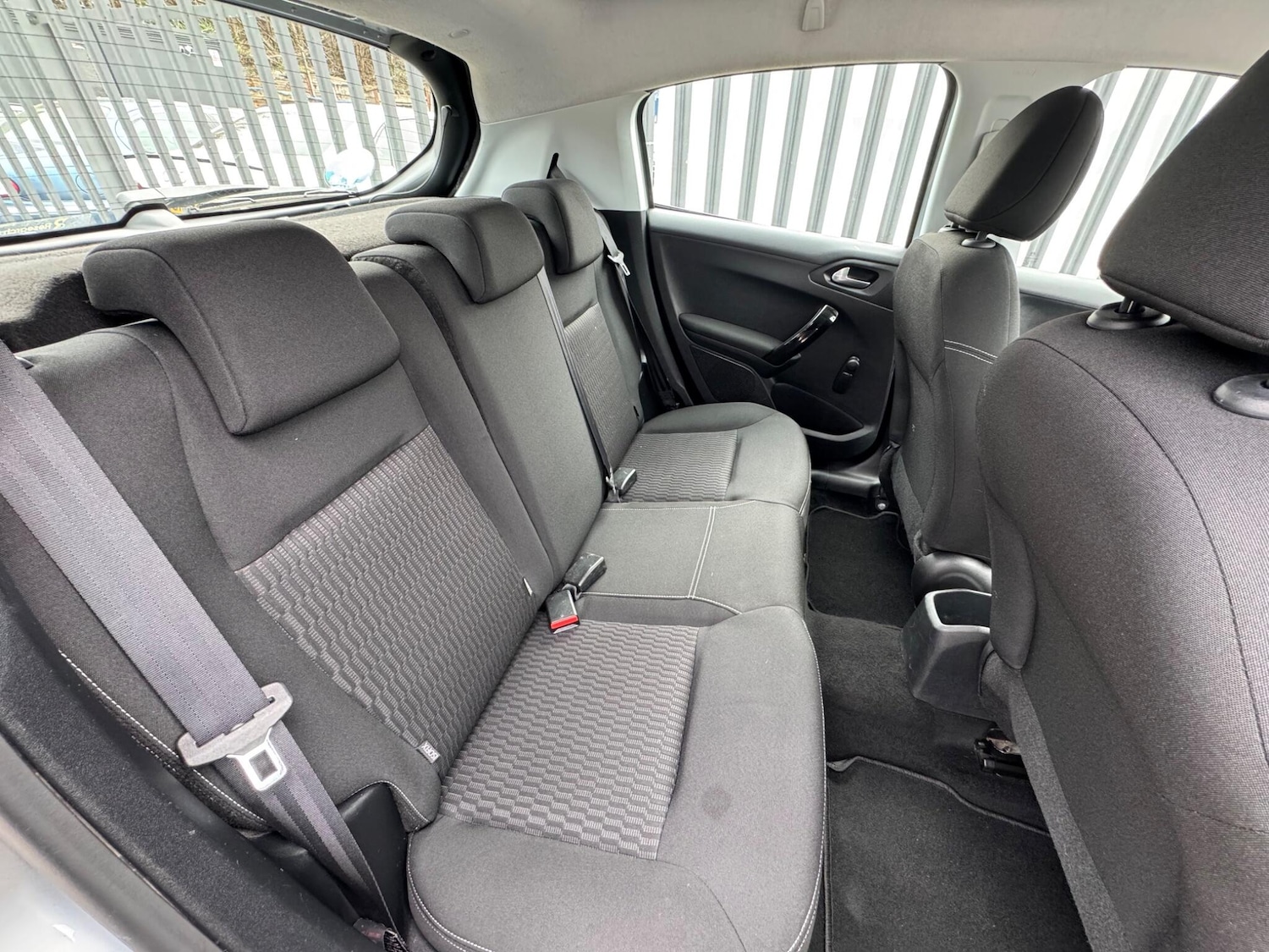 Used Peugeot 208 2016 for sale - 77994222: Photo 16