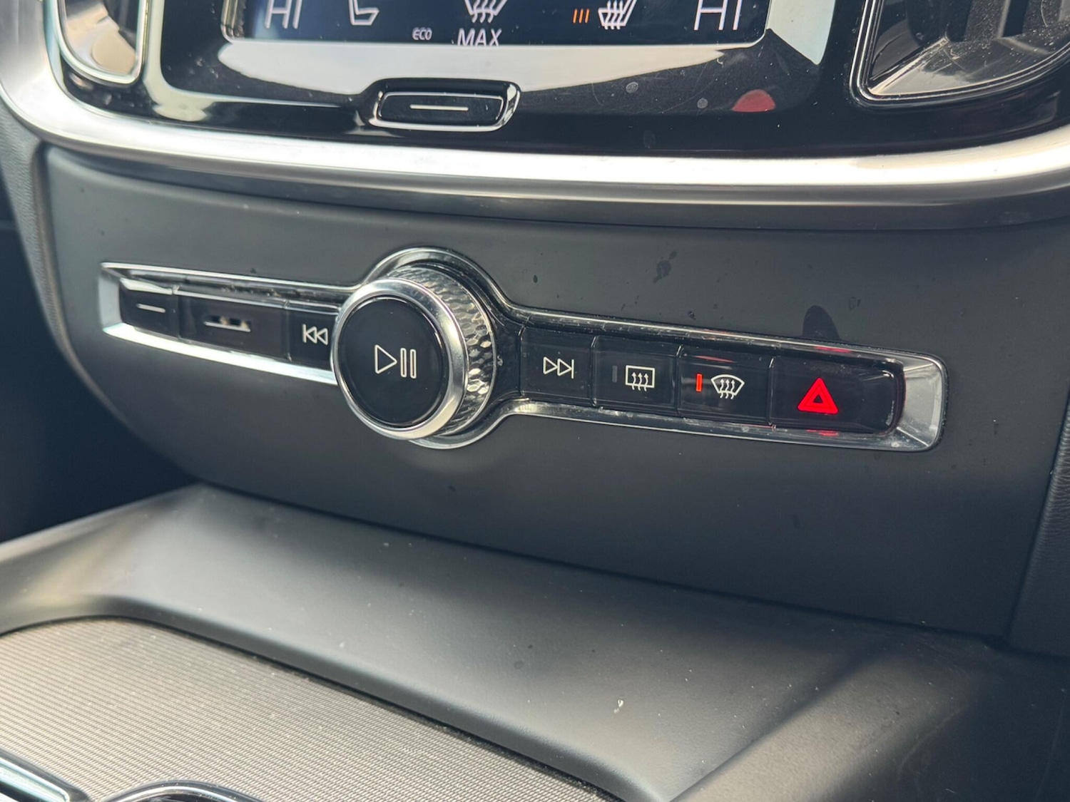 Used Volvo V60 for sale - 77957533: Photo 35