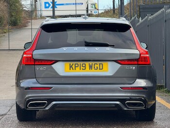 Used Volvo V60 2019 for sale - 77957533: Photo