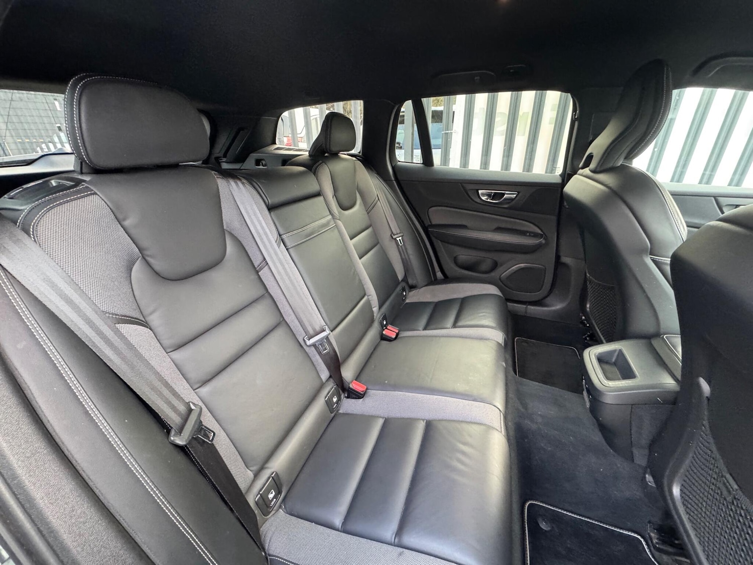 Used Volvo V60 for sale - 77957533: Photo 9