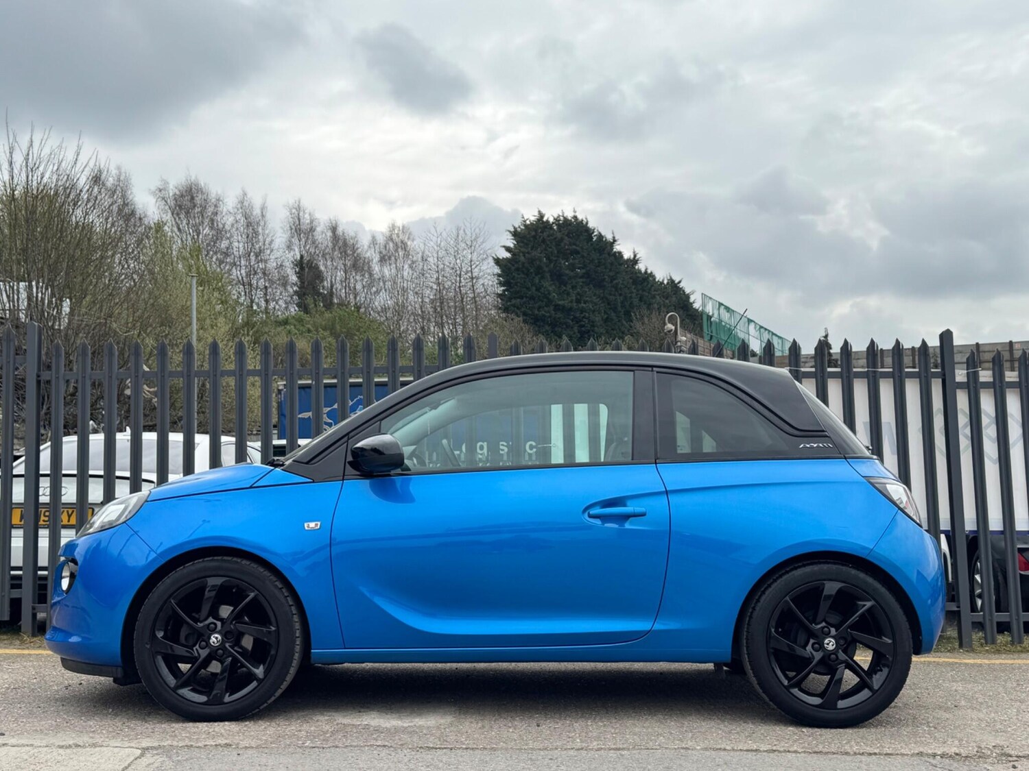 Used Vauxhall ADAM 2017 for sale - 78019376: Photo 12