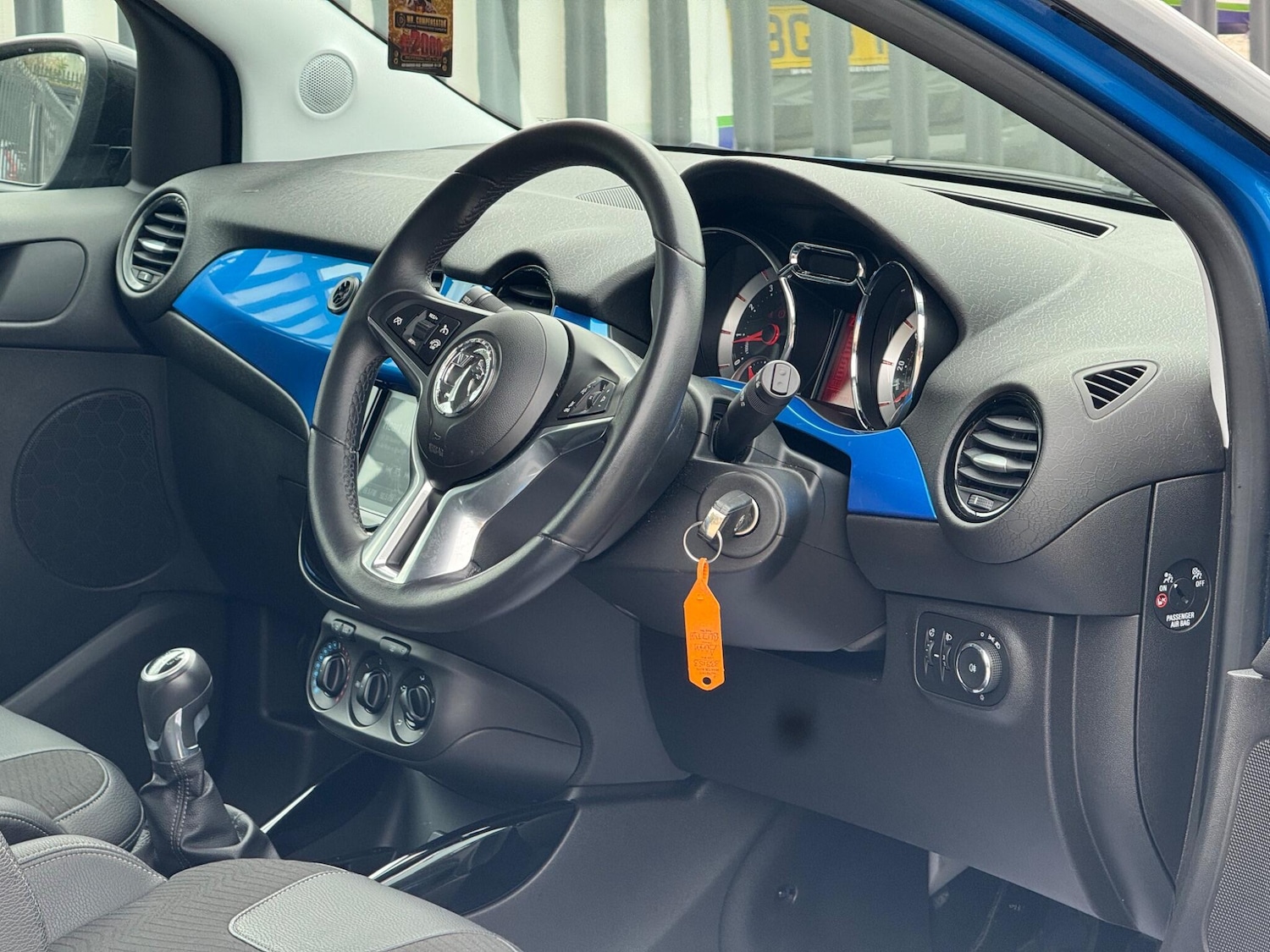 Used Vauxhall ADAM 2017 for sale - 78019376: Photo 2