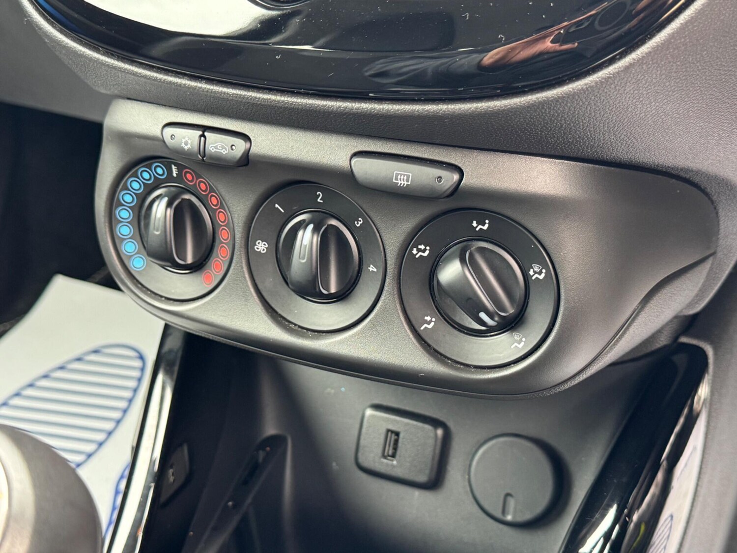 Used Vauxhall ADAM 2017 for sale - 78019376: Photo 30