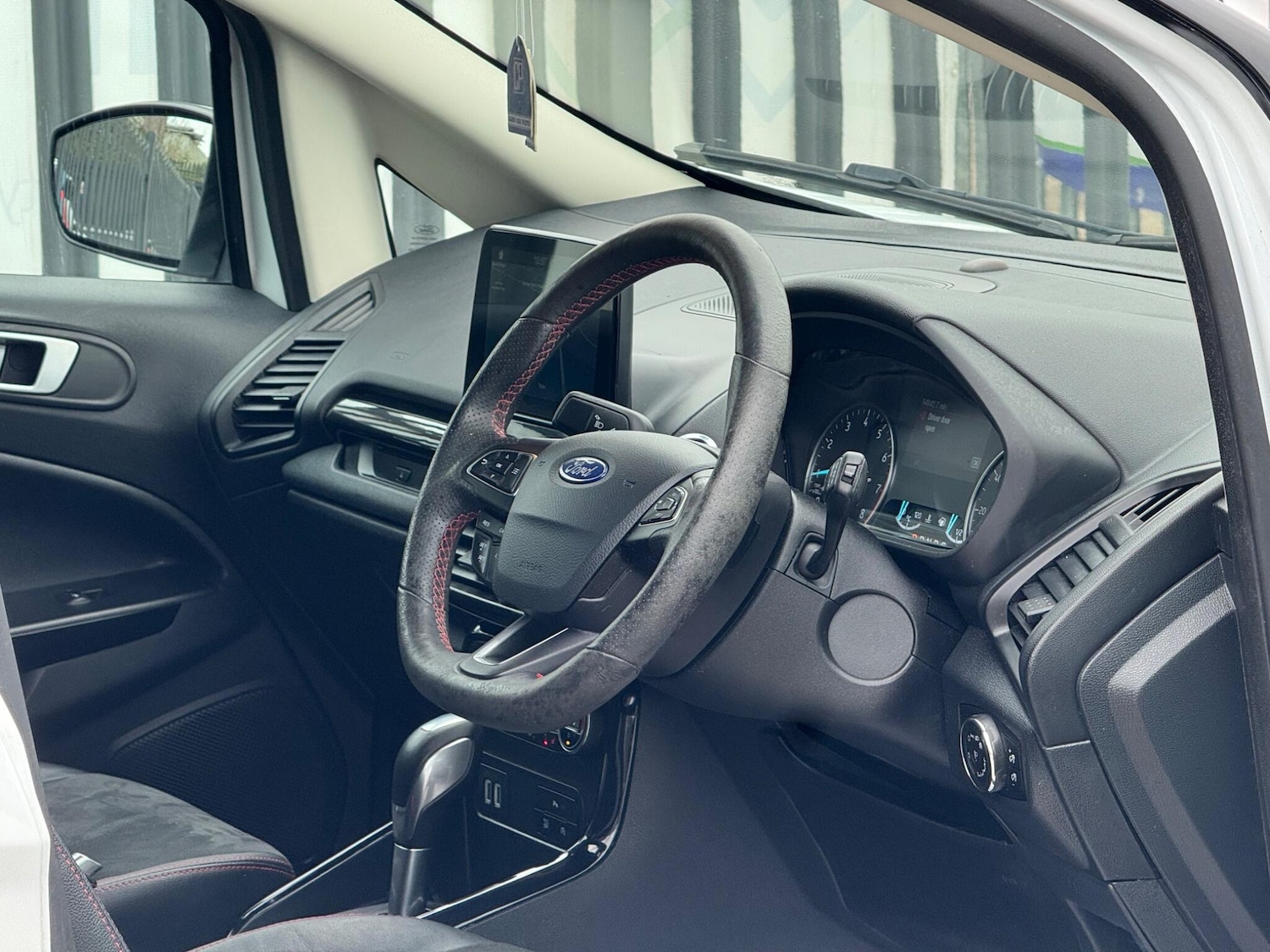 Used Ford Ecosport 2018 for sale - 78062935: Photo 2