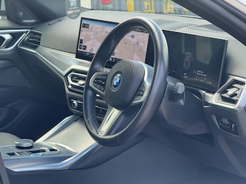 Used BMW i4 2023 for sale - 78492534: Photo