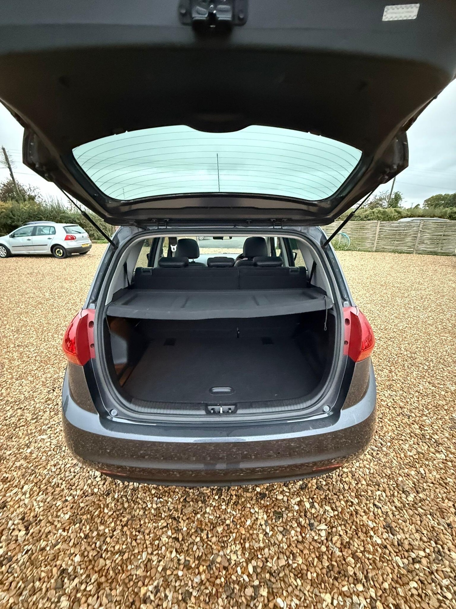 Used Kia Venga 2018 for sale - 76992874: Photo 14