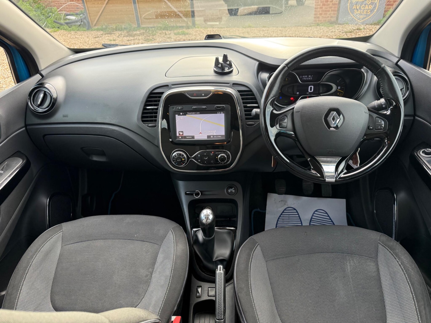 Used Renault Captur 2015 for sale - 76644630: Photo 22