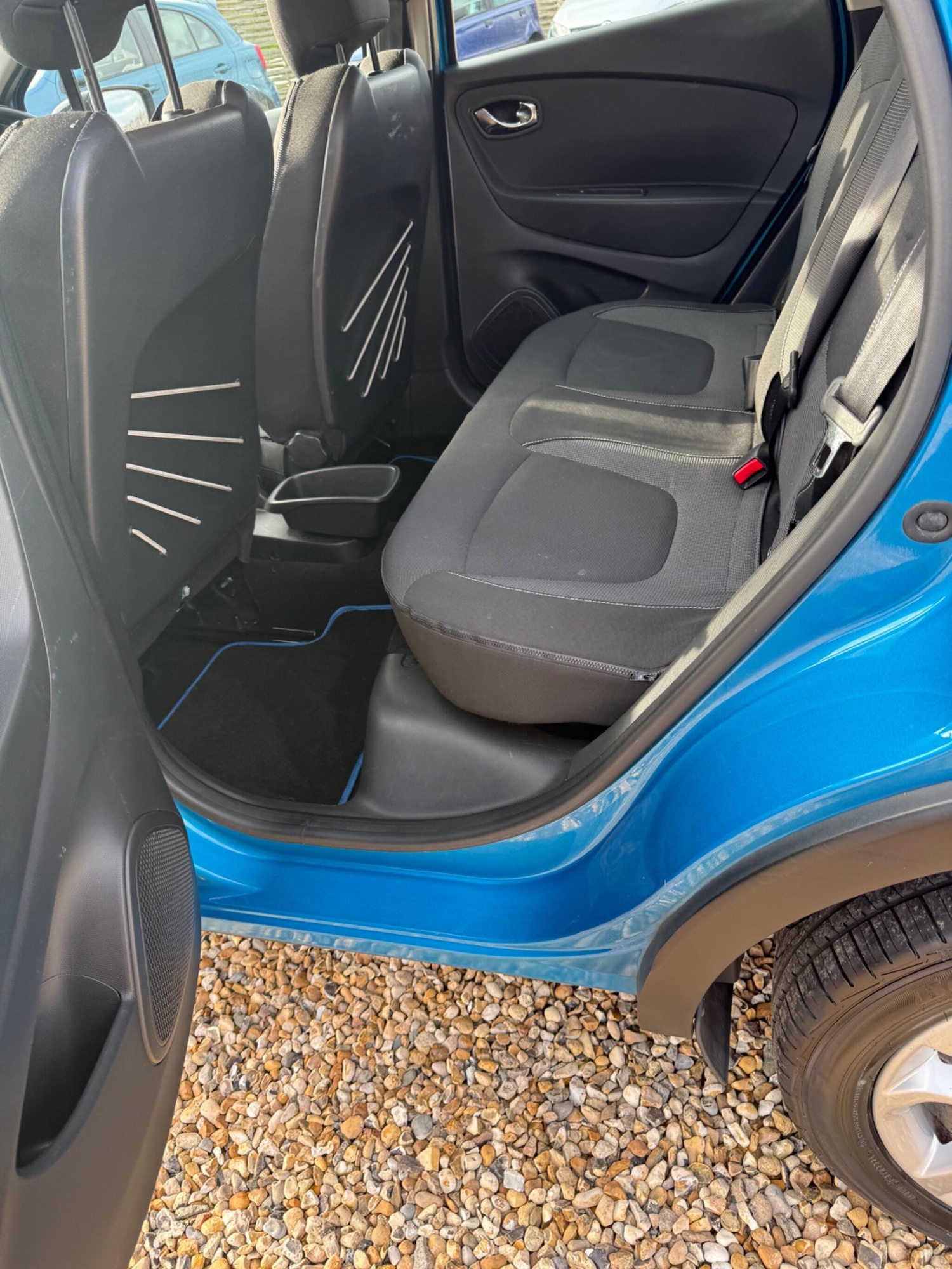 Used Renault Captur 2015 for sale - 76644630: Photo 27