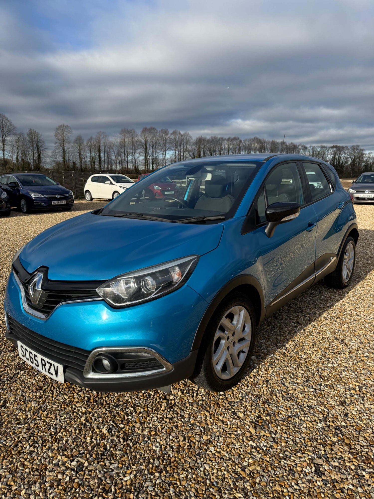 Used Renault Captur 2015 for sale - 76644630: Photo 3