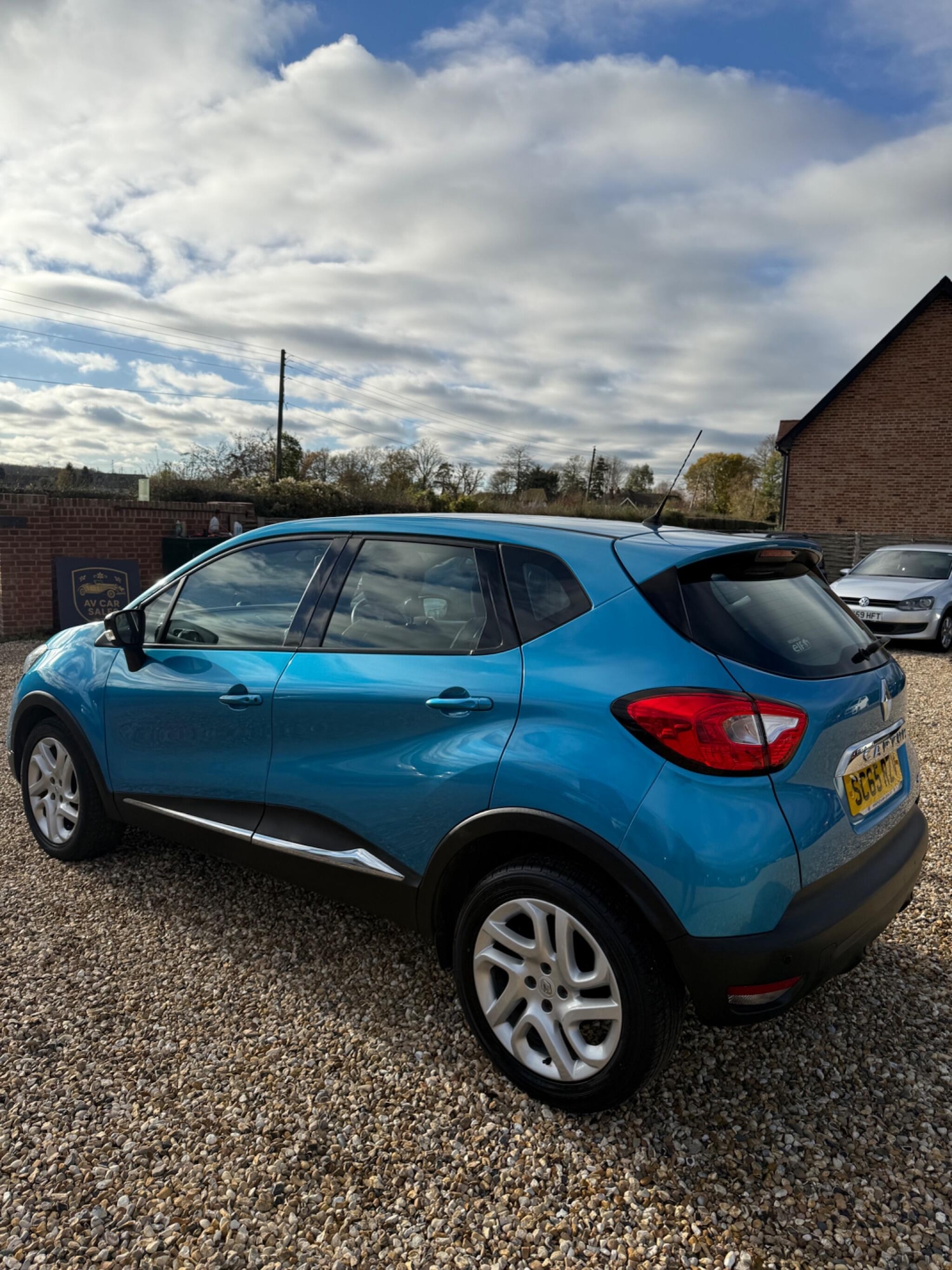 Used Renault Captur 2015 for sale - 76644630: Photo 4