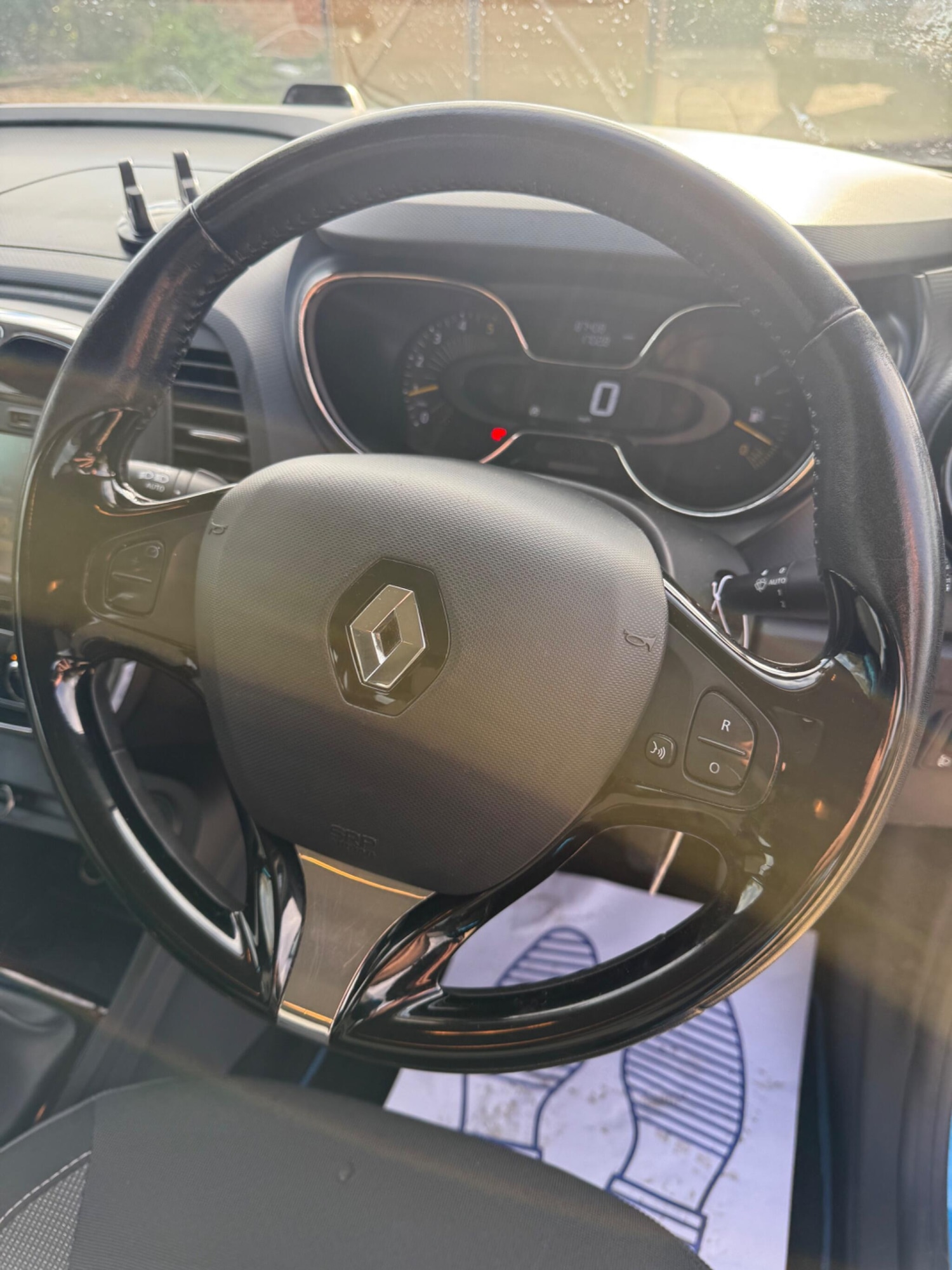 Used Renault Captur 2015 for sale - 76644630: Photo 47