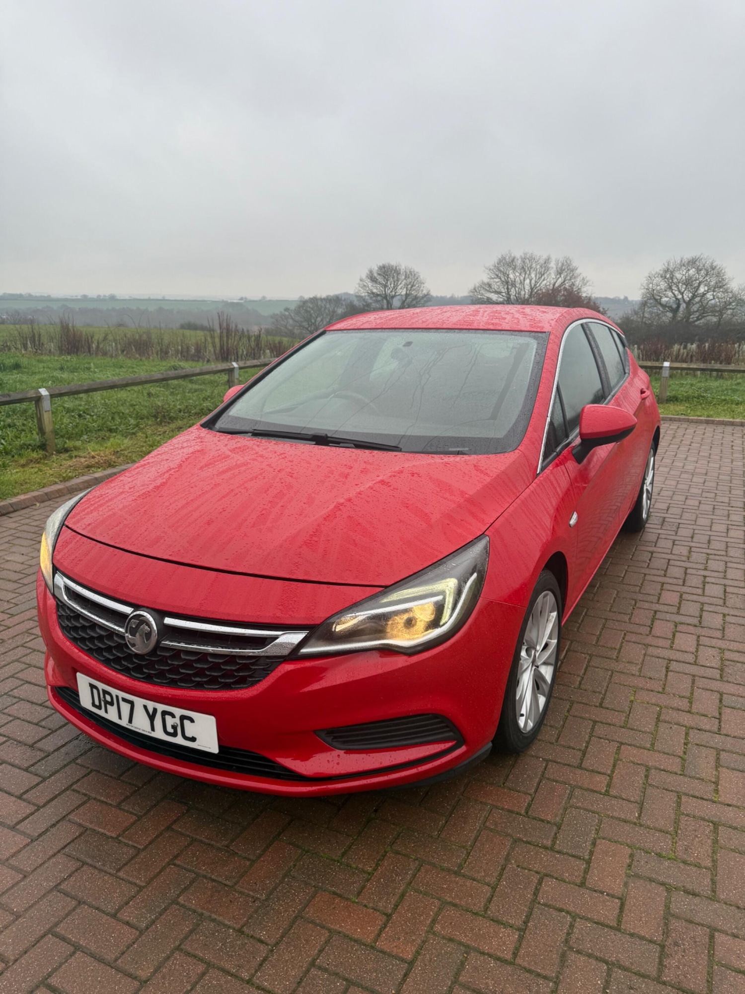 Used Vauxhall Astra for sale - 77484472: Photo 3