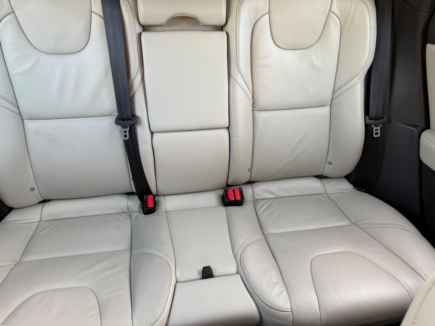 Used Volvo V40 2013 for sale - 76780735: Photo 23