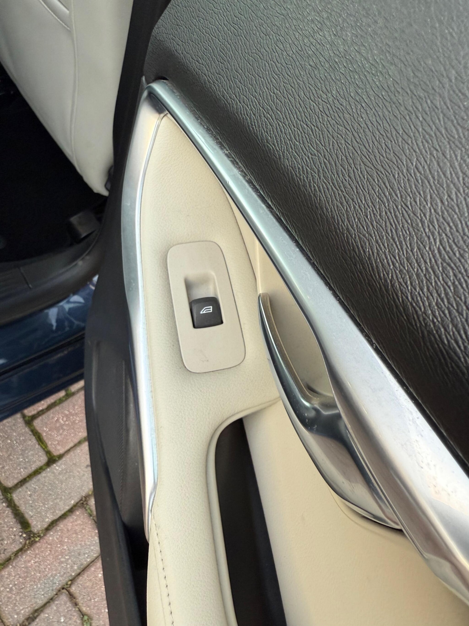 Used Volvo V40 2013 for sale - 76780735: Photo 30