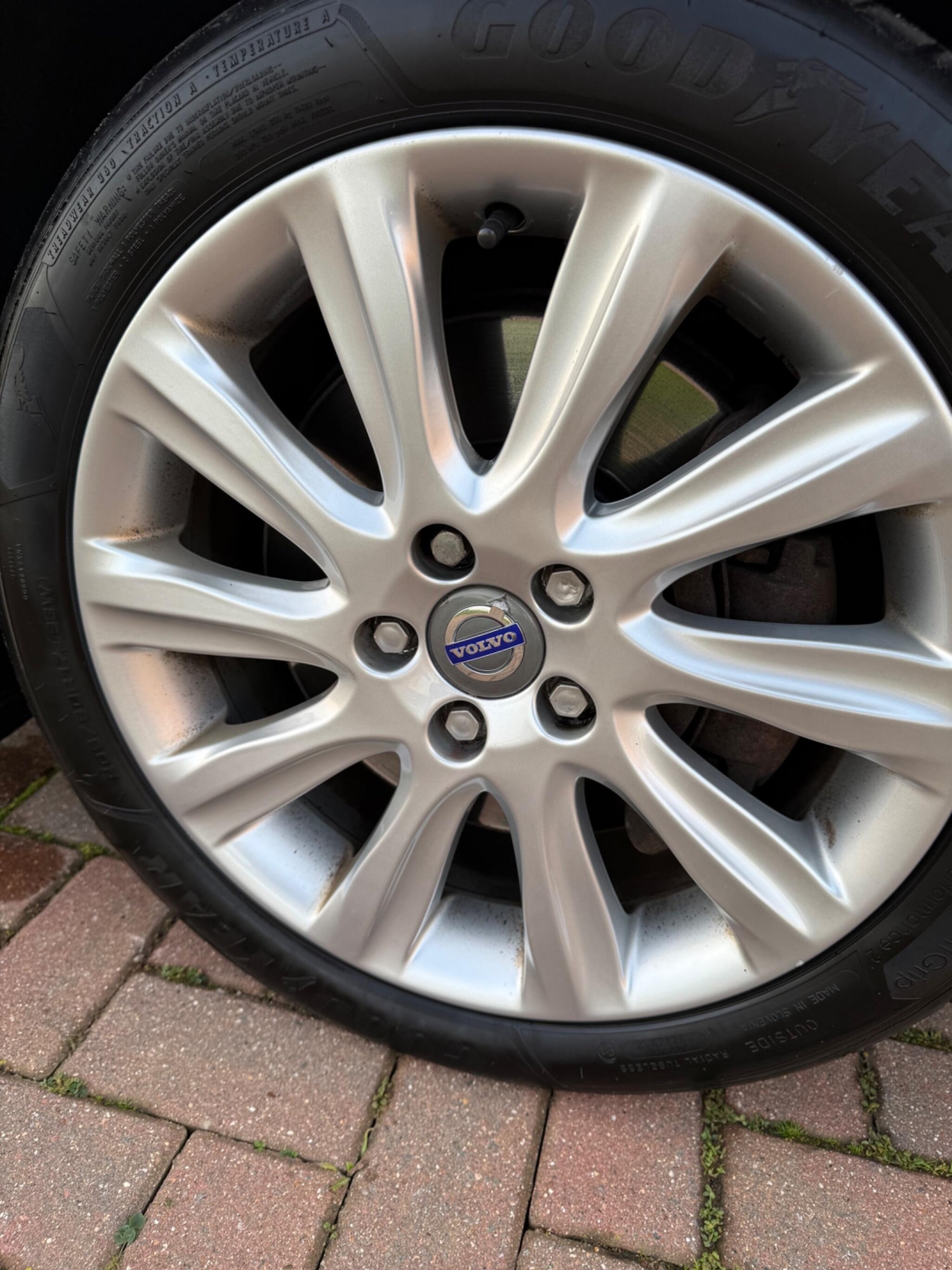 Used Volvo V40 2013 for sale - 76780735: Photo 35