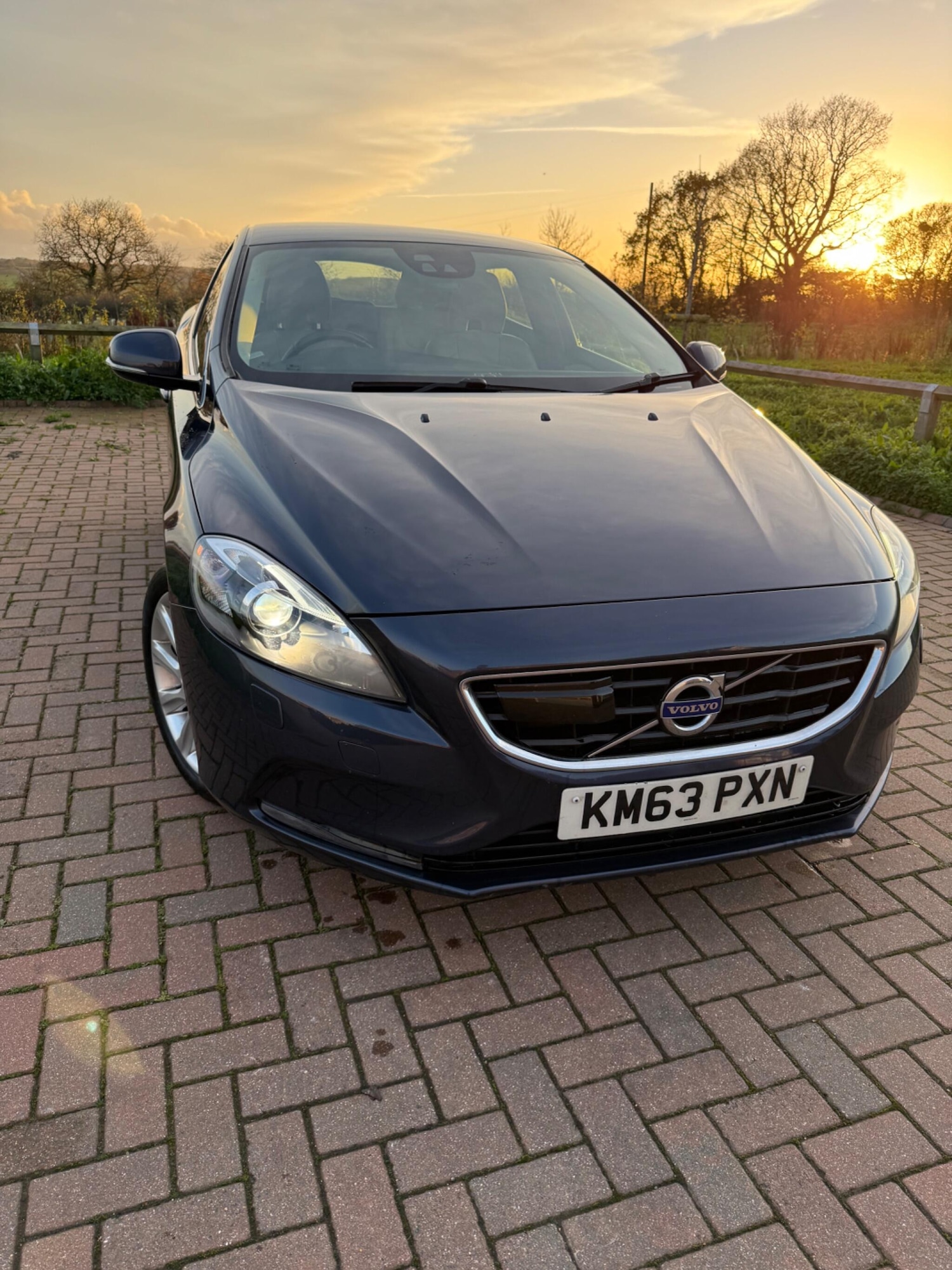 Used Volvo V40 2013 for sale - 76780735: Photo 5