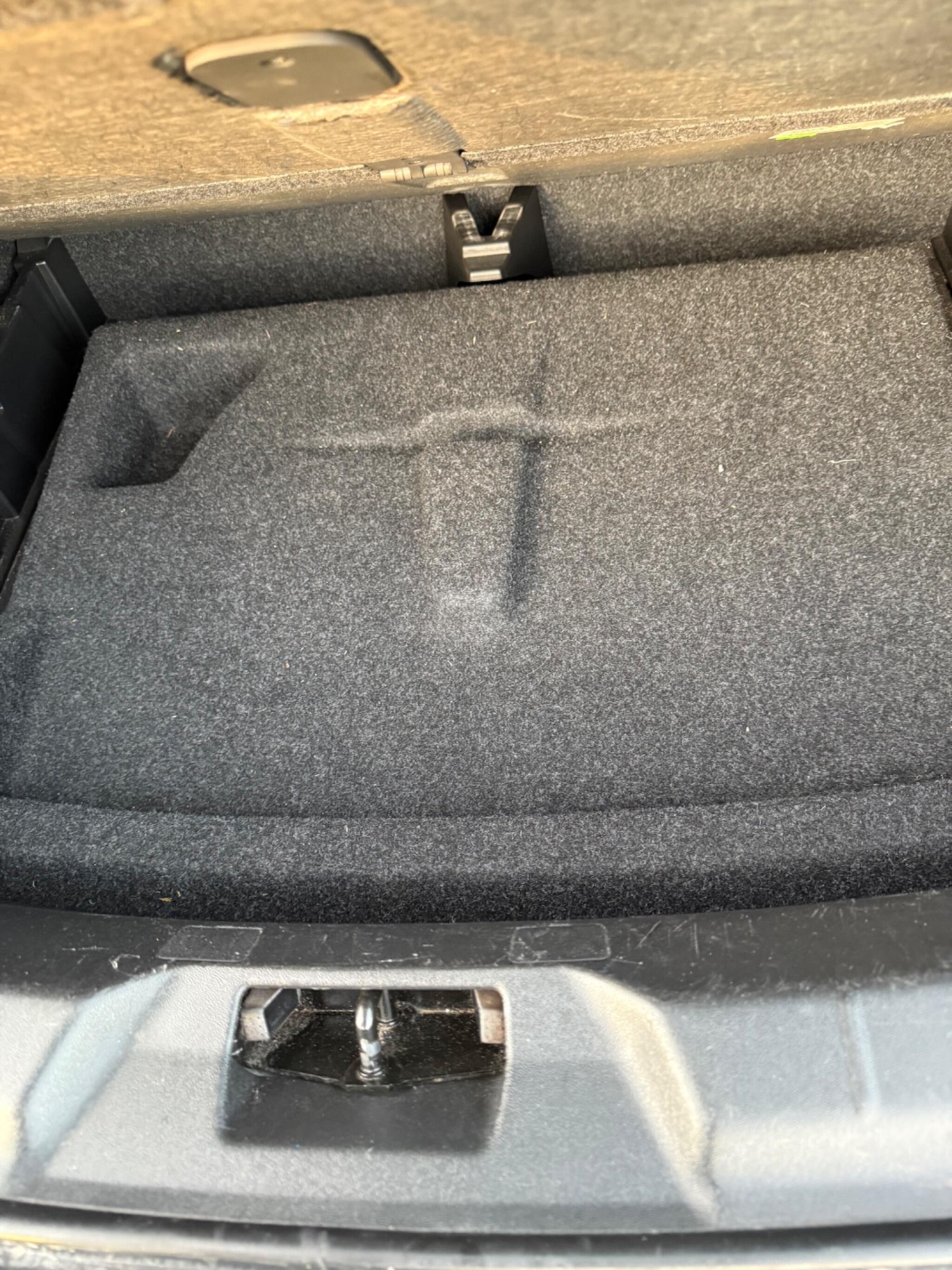 Used Volvo V40 2013 for sale - 76780735: Photo 52