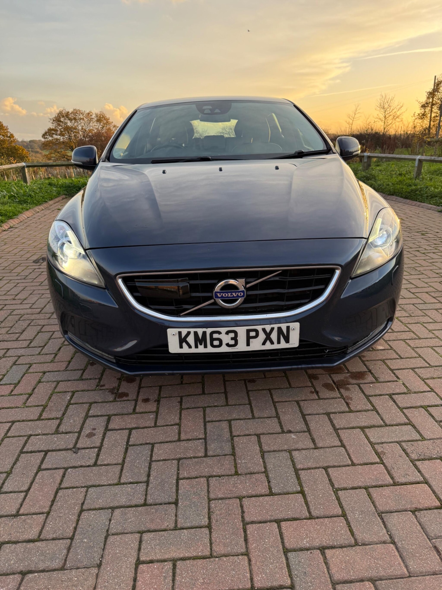 Used Volvo V40 2013 for sale - 76780735: Photo 7