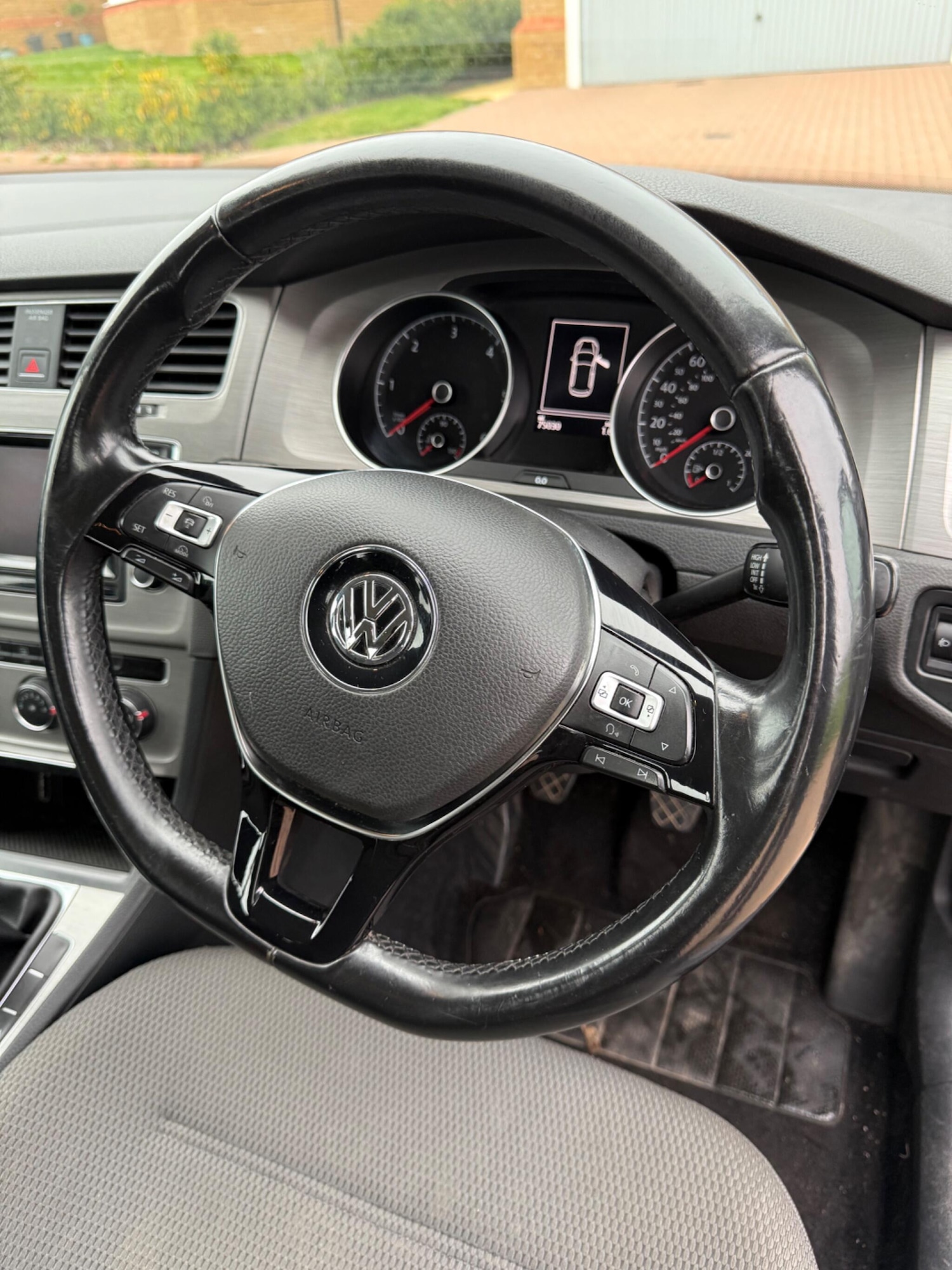 Used Volkswagen Golf 2015 for sale - 76522027: Photo 50