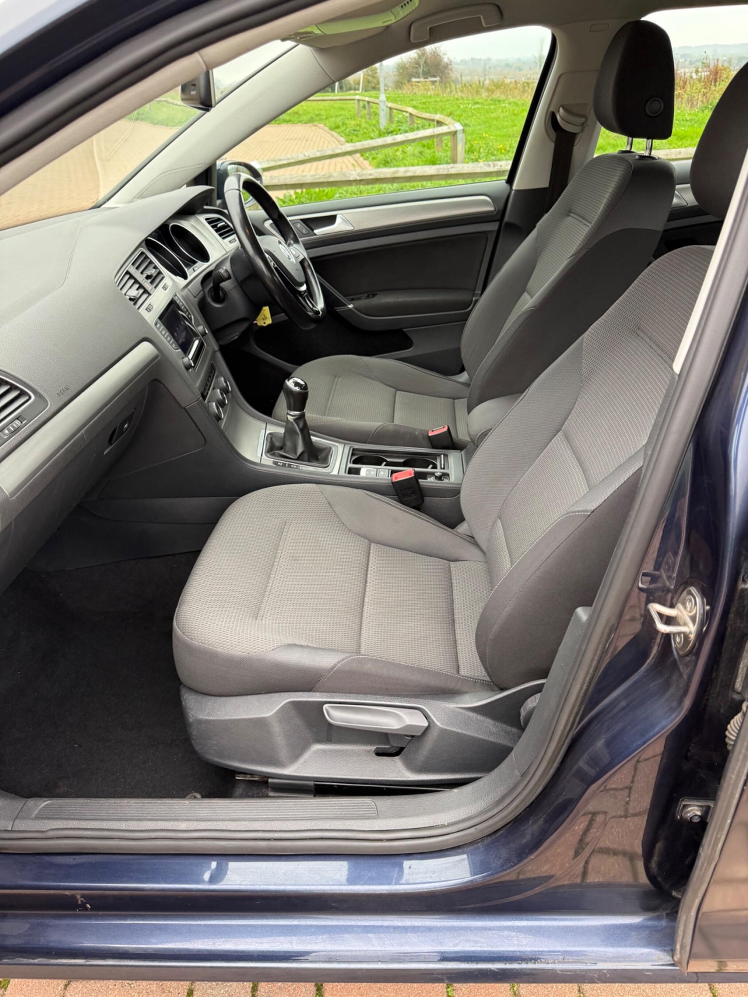 Used Volkswagen Golf 2015 for sale - 76522027: Photo 51