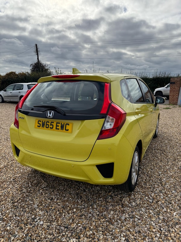 Used Honda Jazz 2015 for sale - 76306583: Photo 12