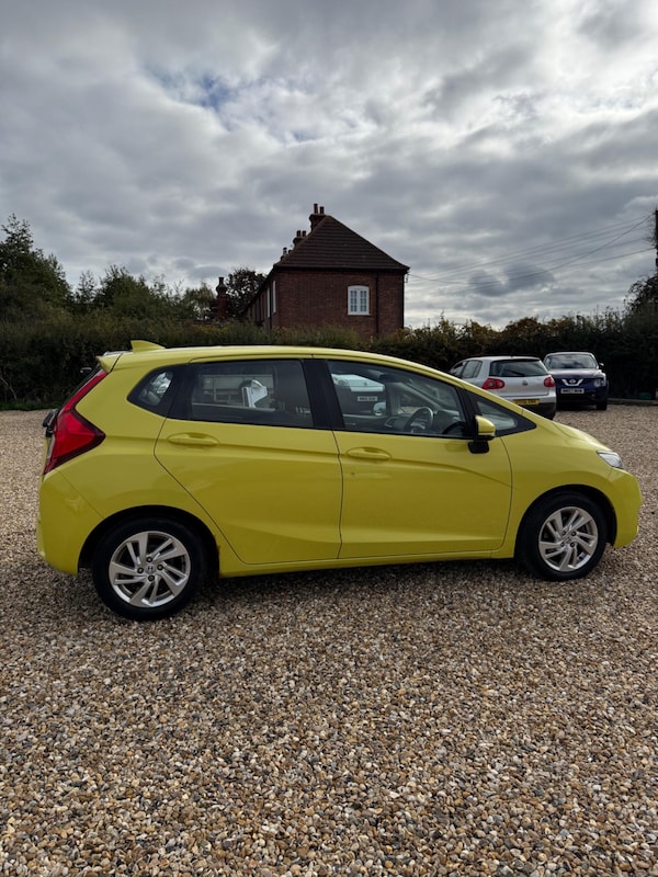 Used Honda Jazz 2015 for sale - 76306583: Photo 14