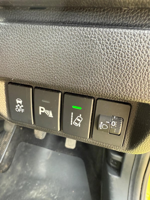 Used Honda Jazz 2015 for sale - 76306583: Photo 25