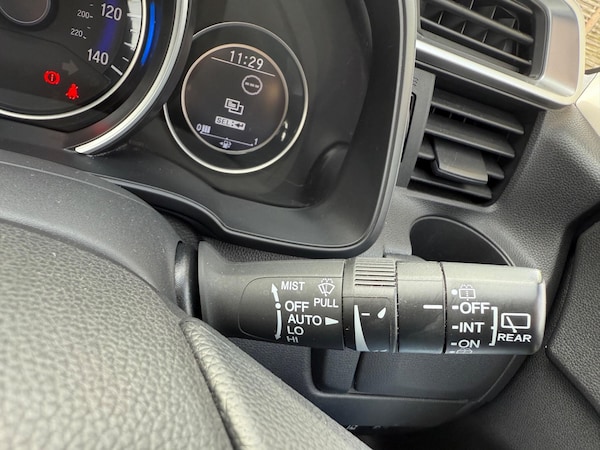 Used Honda Jazz 2015 for sale - 76306583: Photo 32