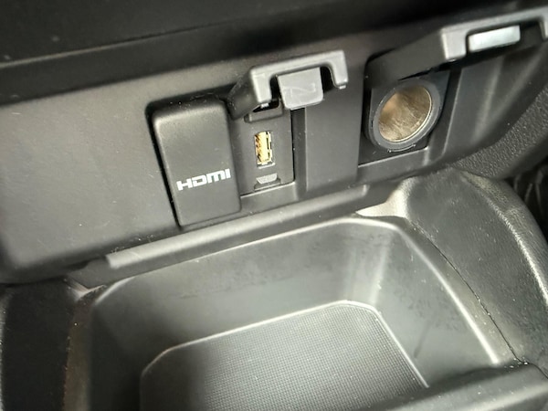 Used Honda Jazz 2015 for sale - 76306583: Photo 38