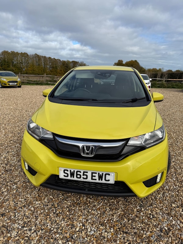 Used Honda Jazz 2015 for sale - 76306583: Photo 3