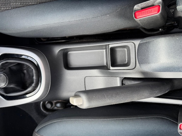Used Honda Jazz 2015 for sale - 76306583: Photo 40