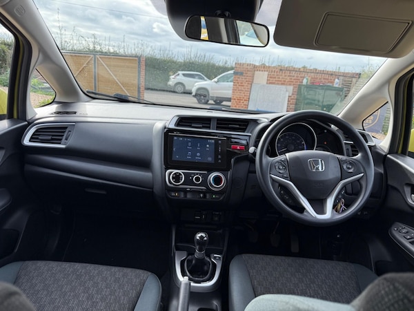 Used Honda Jazz 2015 for sale - 76306583: Photo 44