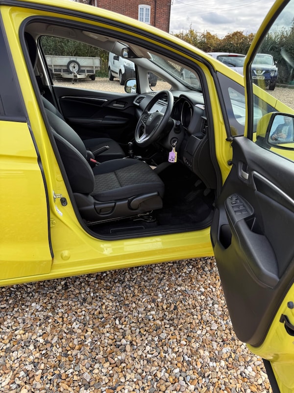 Used Honda Jazz 2015 for sale - 76306583: Photo 47