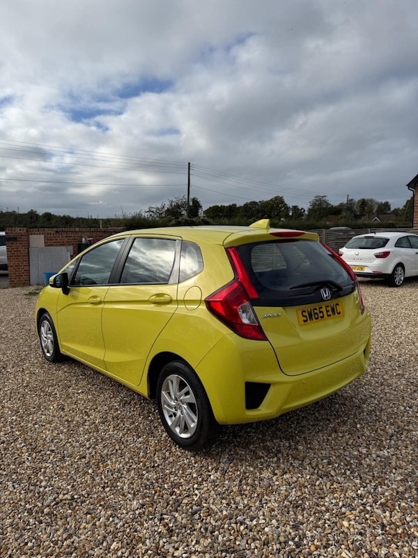 Used Honda Jazz 2015 for sale - 76306583: Photo 9