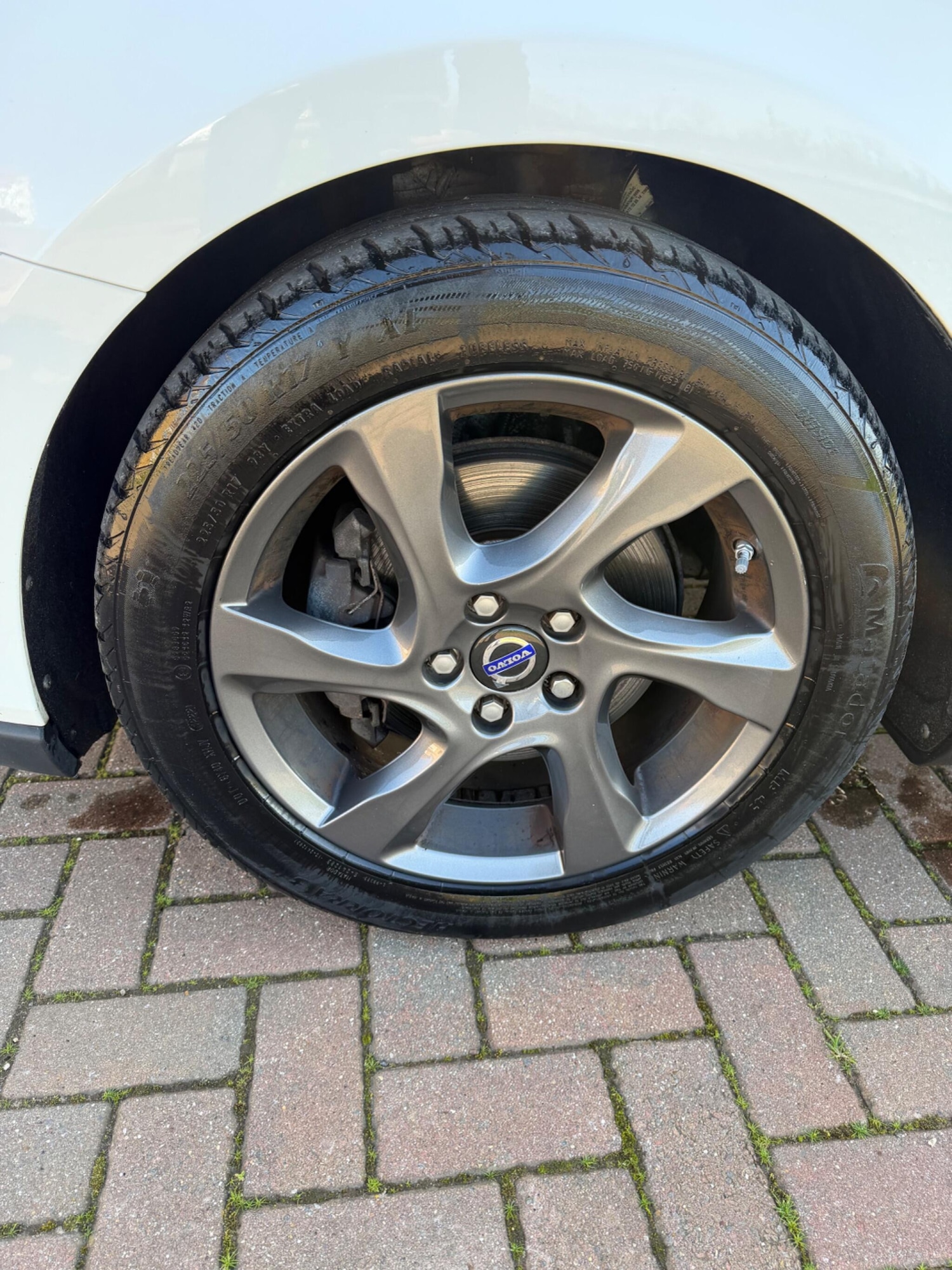 Used Volvo V40 Cross Country for sale - 77587090: Photo 40