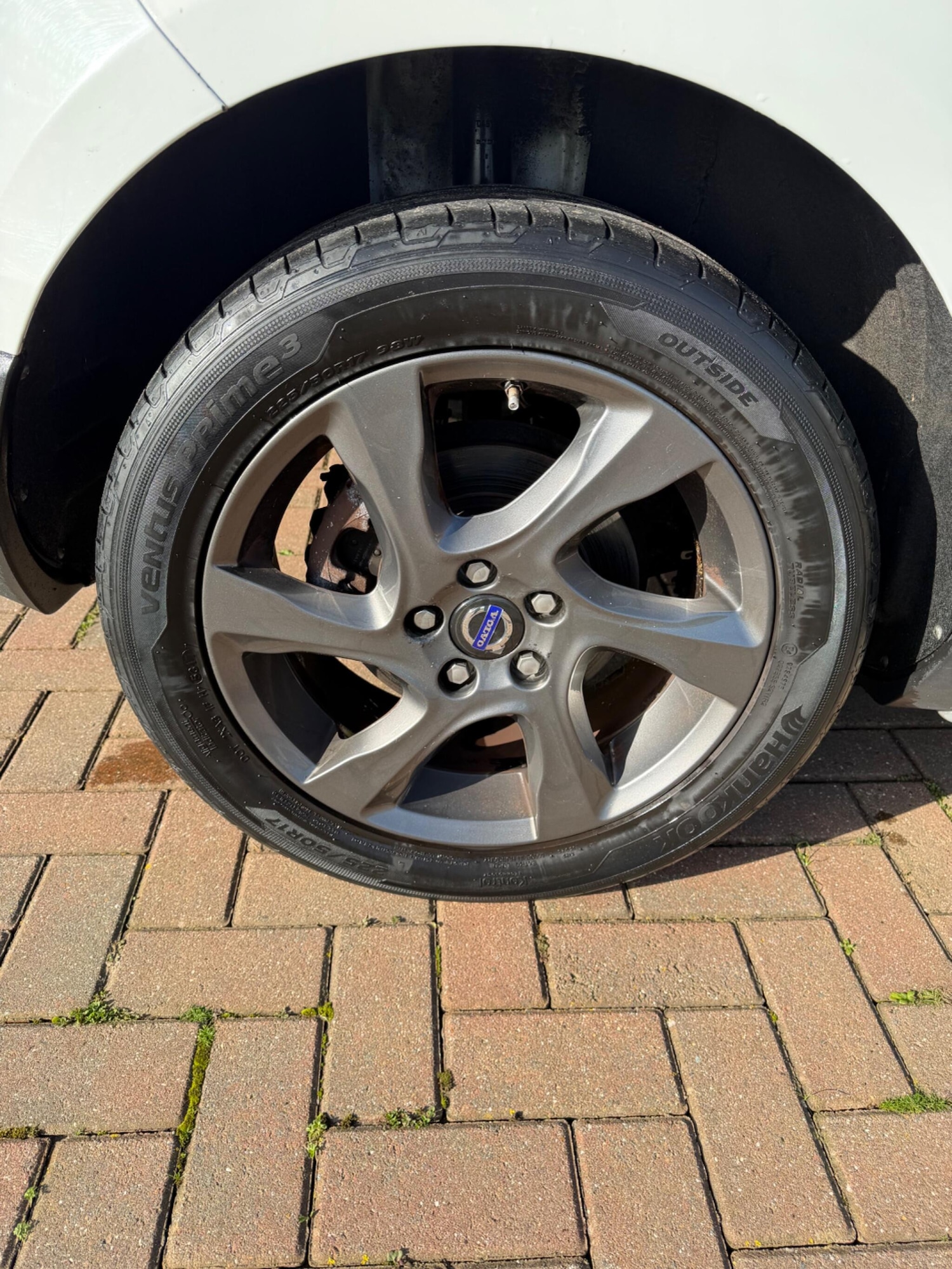 Used Volvo V40 Cross Country for sale - 77587090: Photo 43