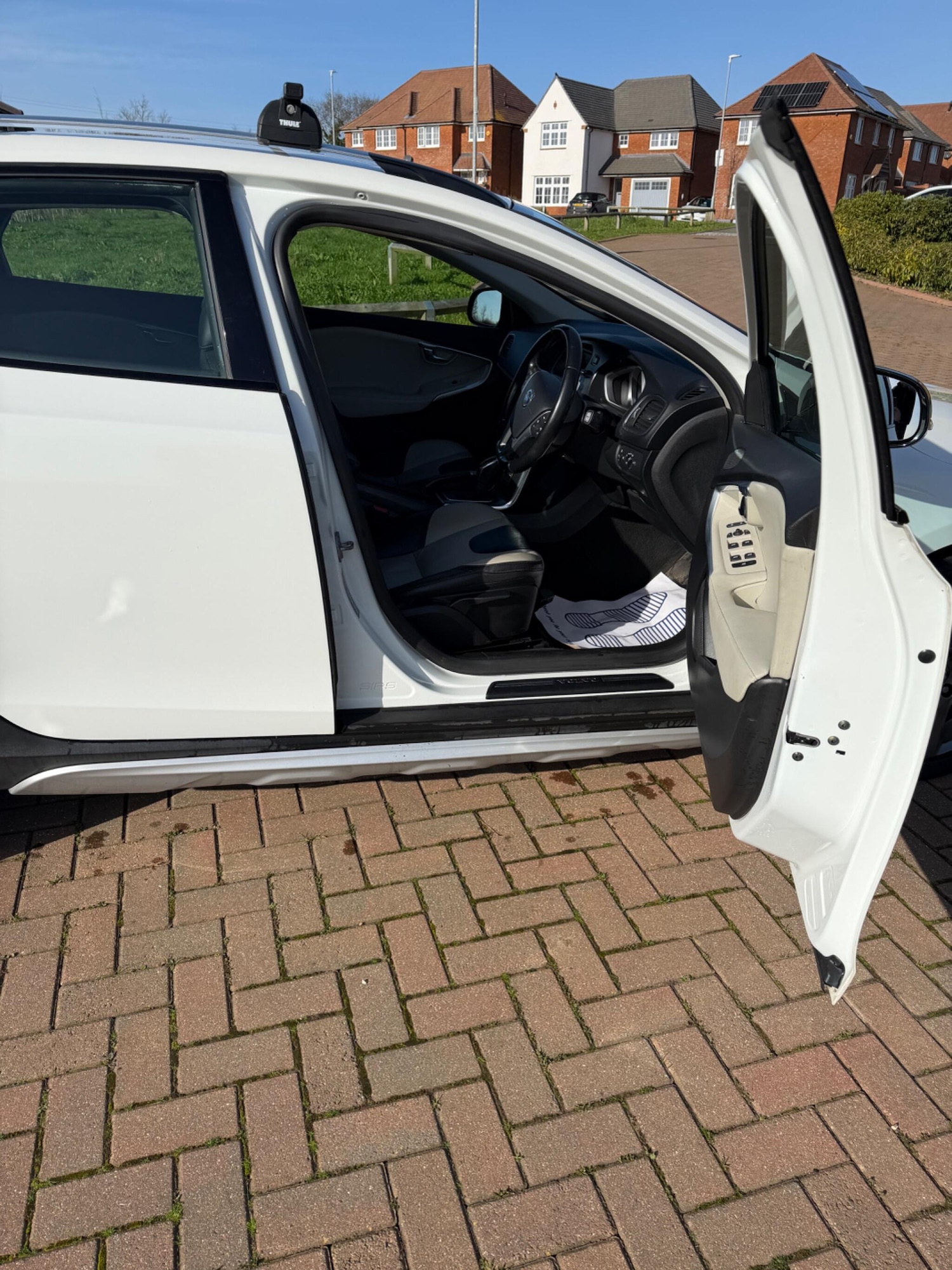 Used Volvo V40 Cross Country for sale - 77587090: Photo 54