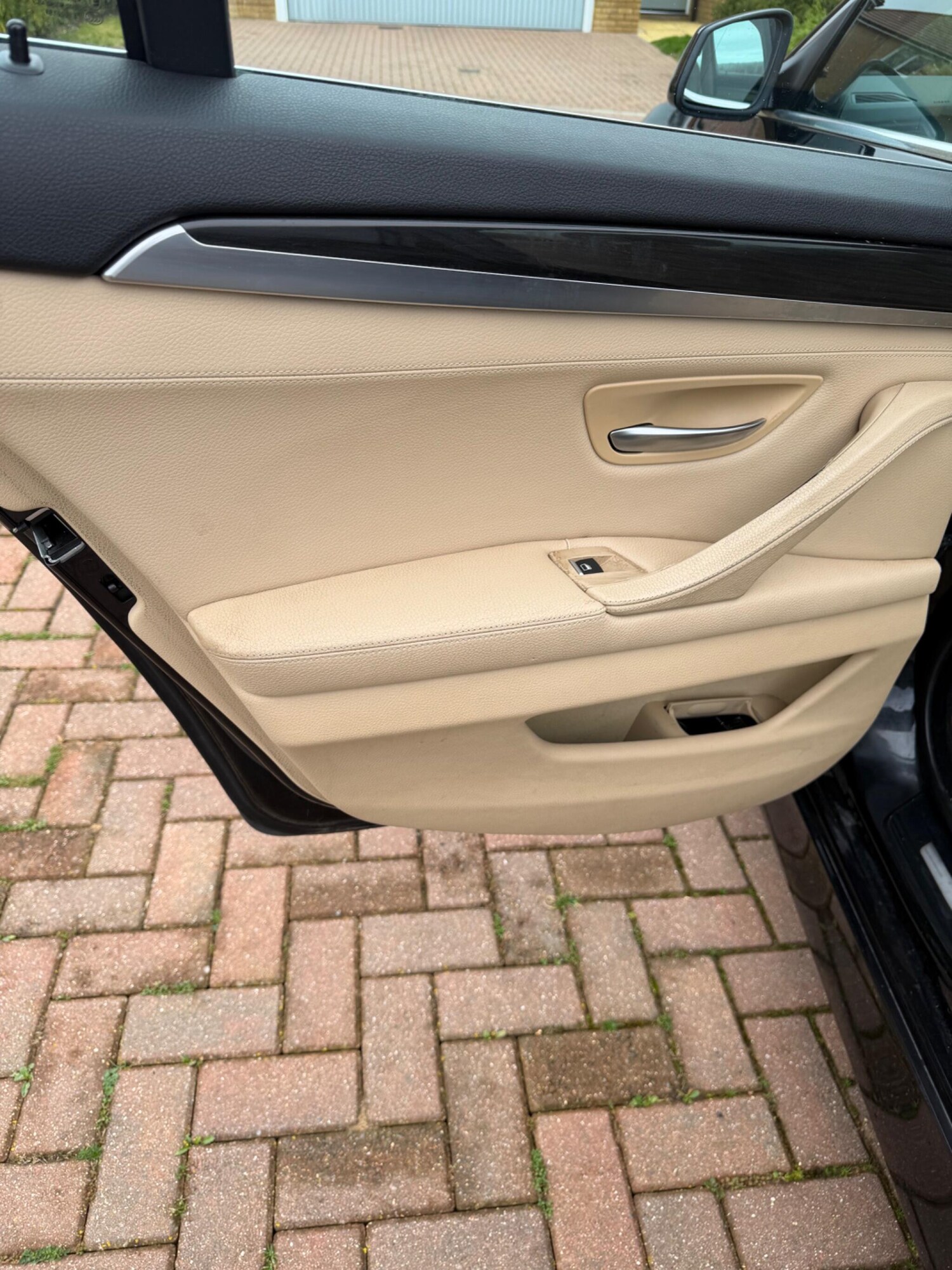 Used BMW 5 Series 2011 for sale - 77495959: Photo 37