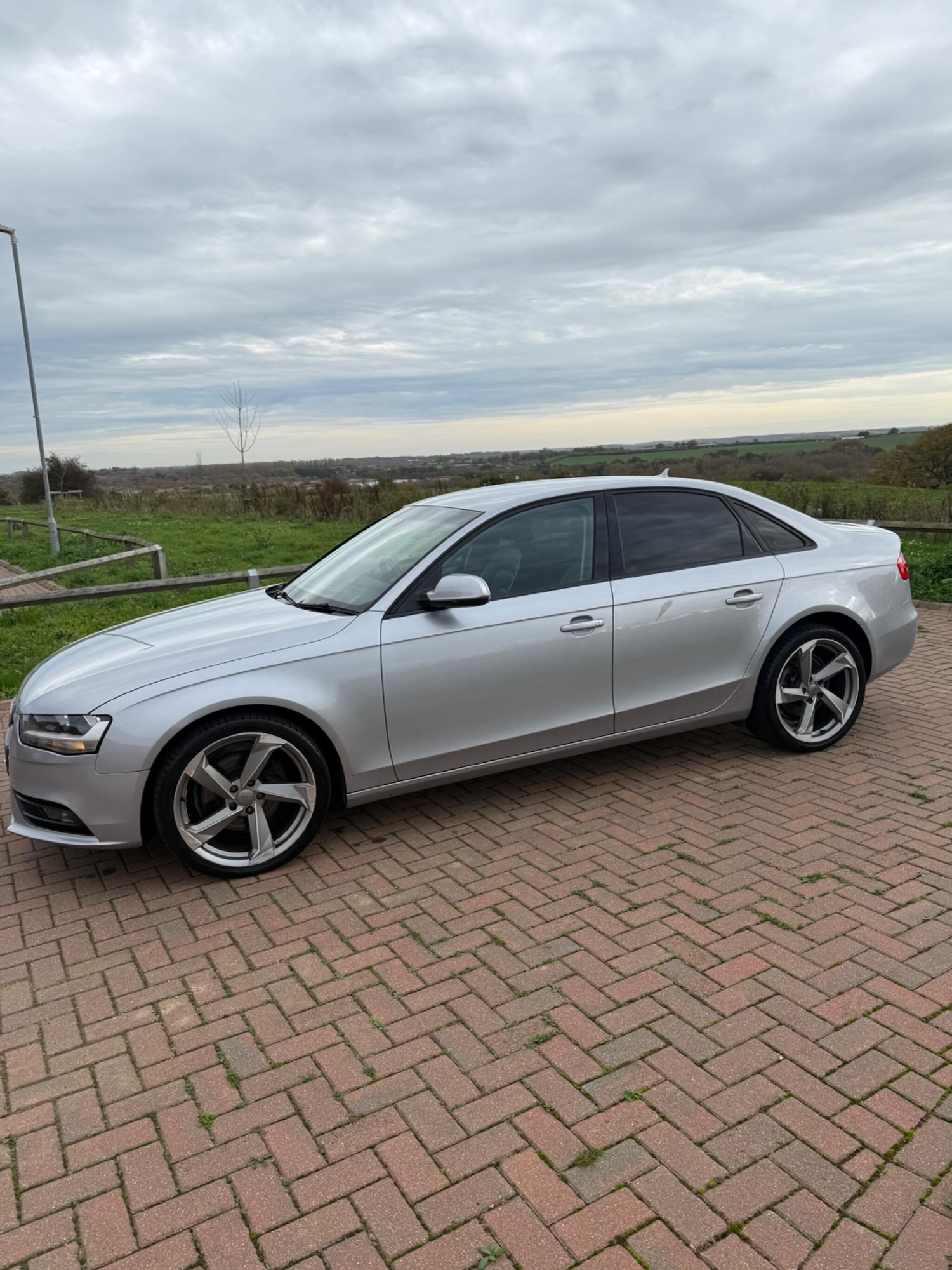 Used Audi A4 2015 for sale - 76473902: Photo 11