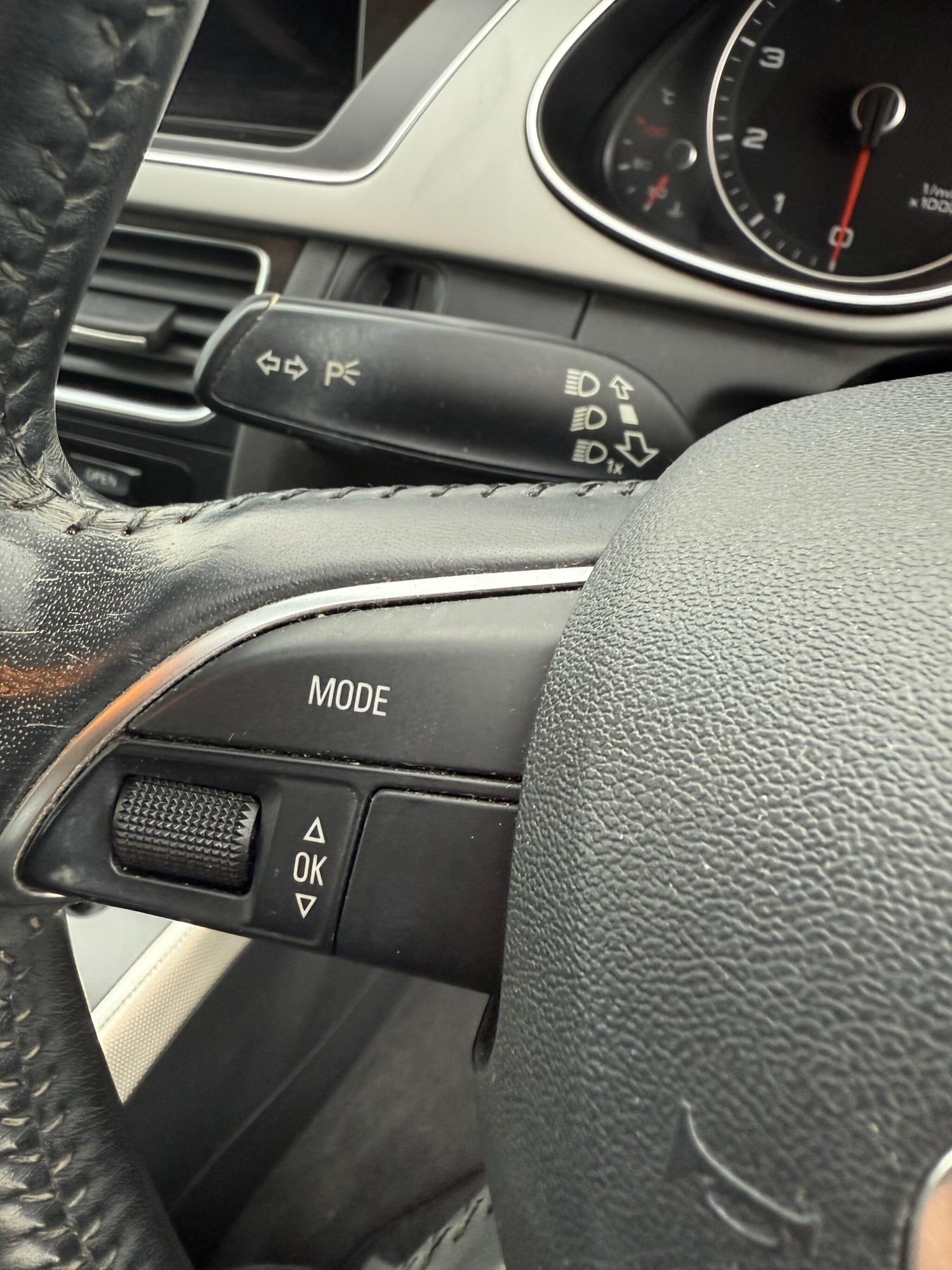 Used Audi A4 2015 for sale - 76473902: Photo 30