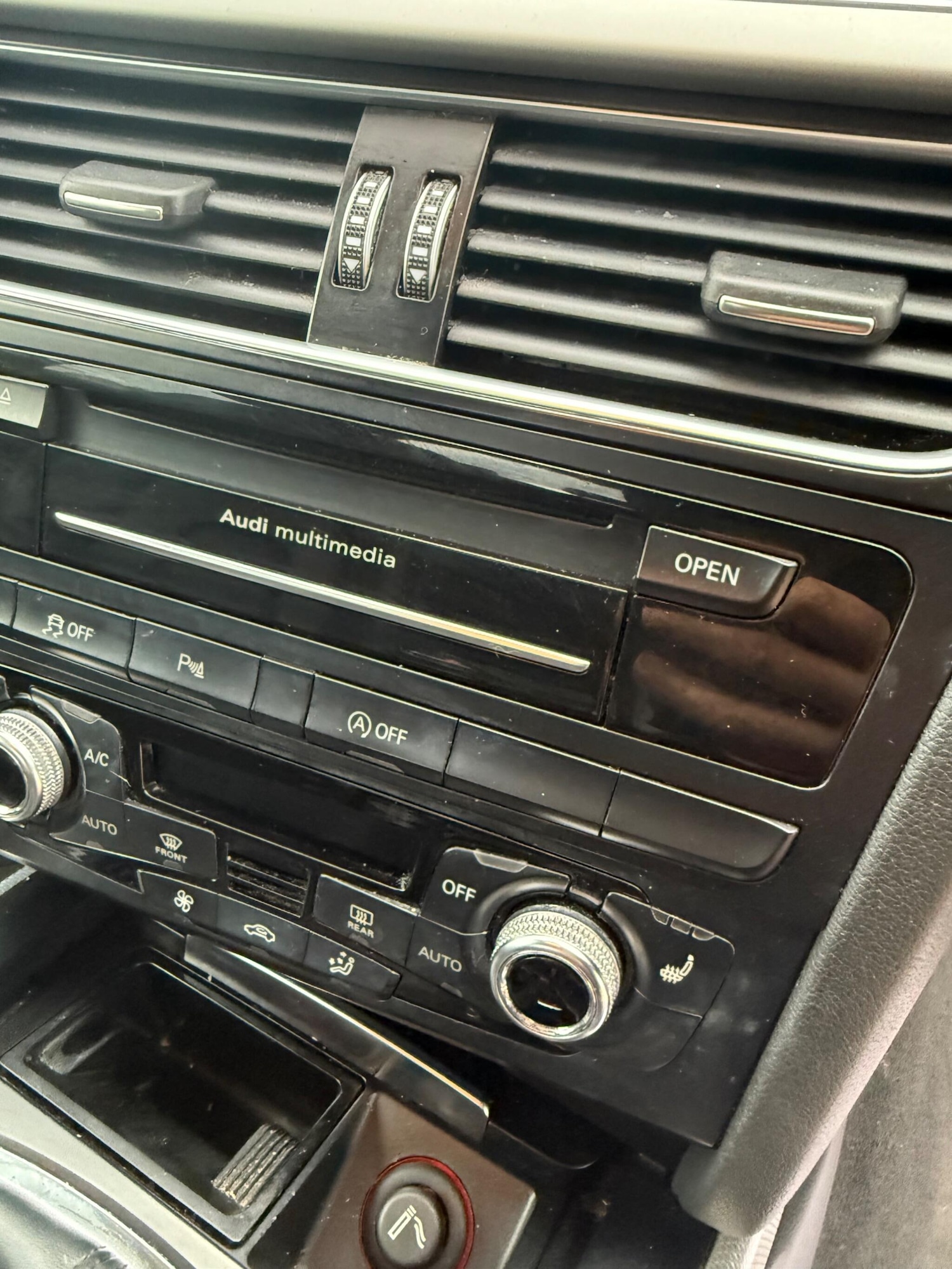 Used Audi A4 2015 for sale - 76473902: Photo 31