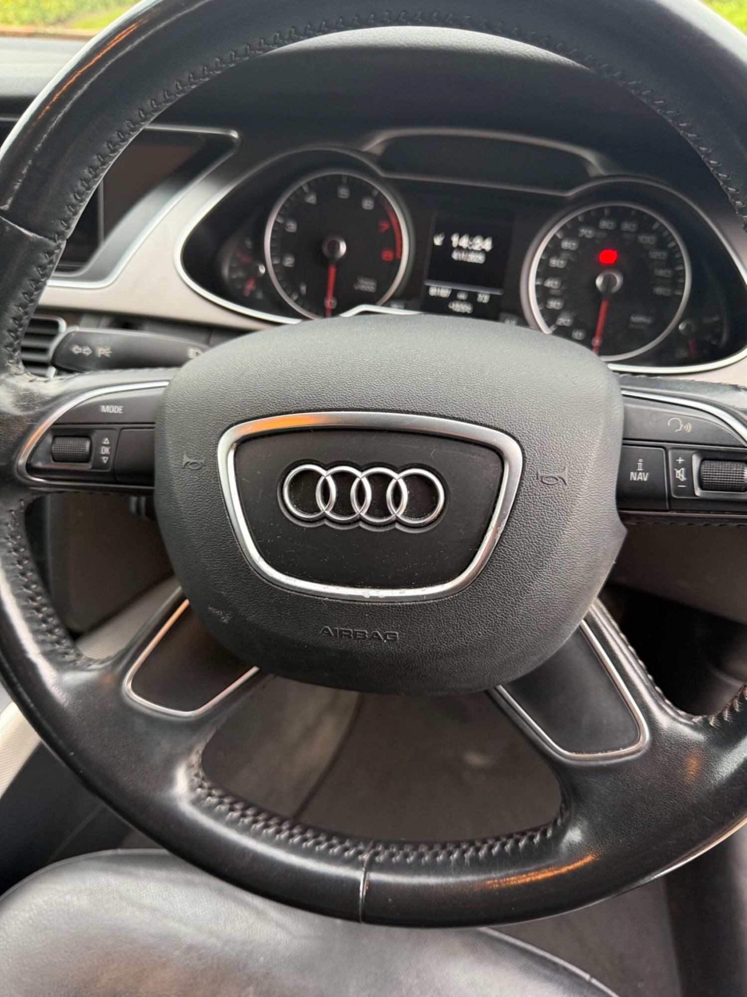 Used Audi A4 2015 for sale - 76473902: Photo 49