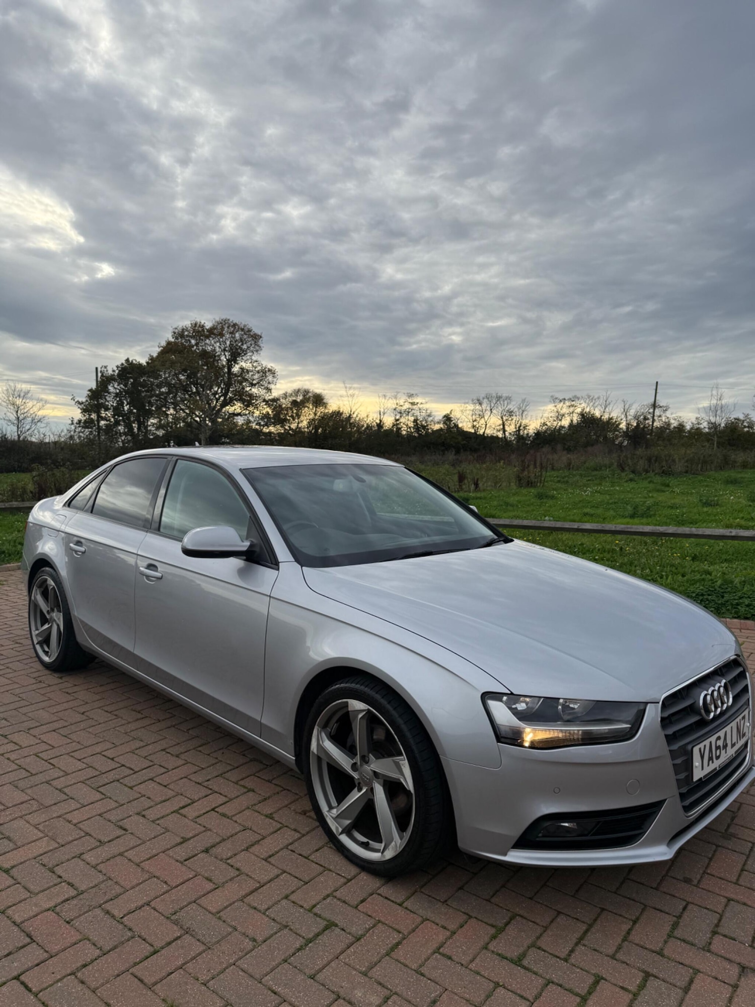 Used Audi A4 2015 for sale - 76473902: Photo 7