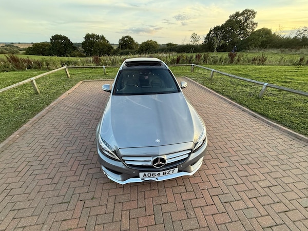 Used Mercedes-Benz C-Class 2014 for sale - 76060673: Photo 2