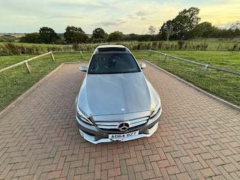Used Mercedes-Benz C-Class 2014 for sale - 76060673: Photo 2