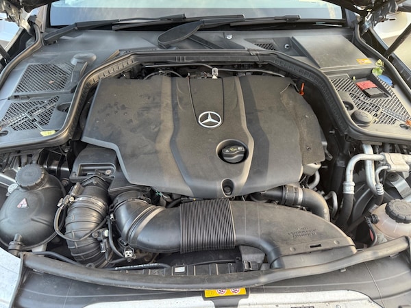 Used Mercedes-Benz C-Class 2014 for sale - 76060673: Photo 62