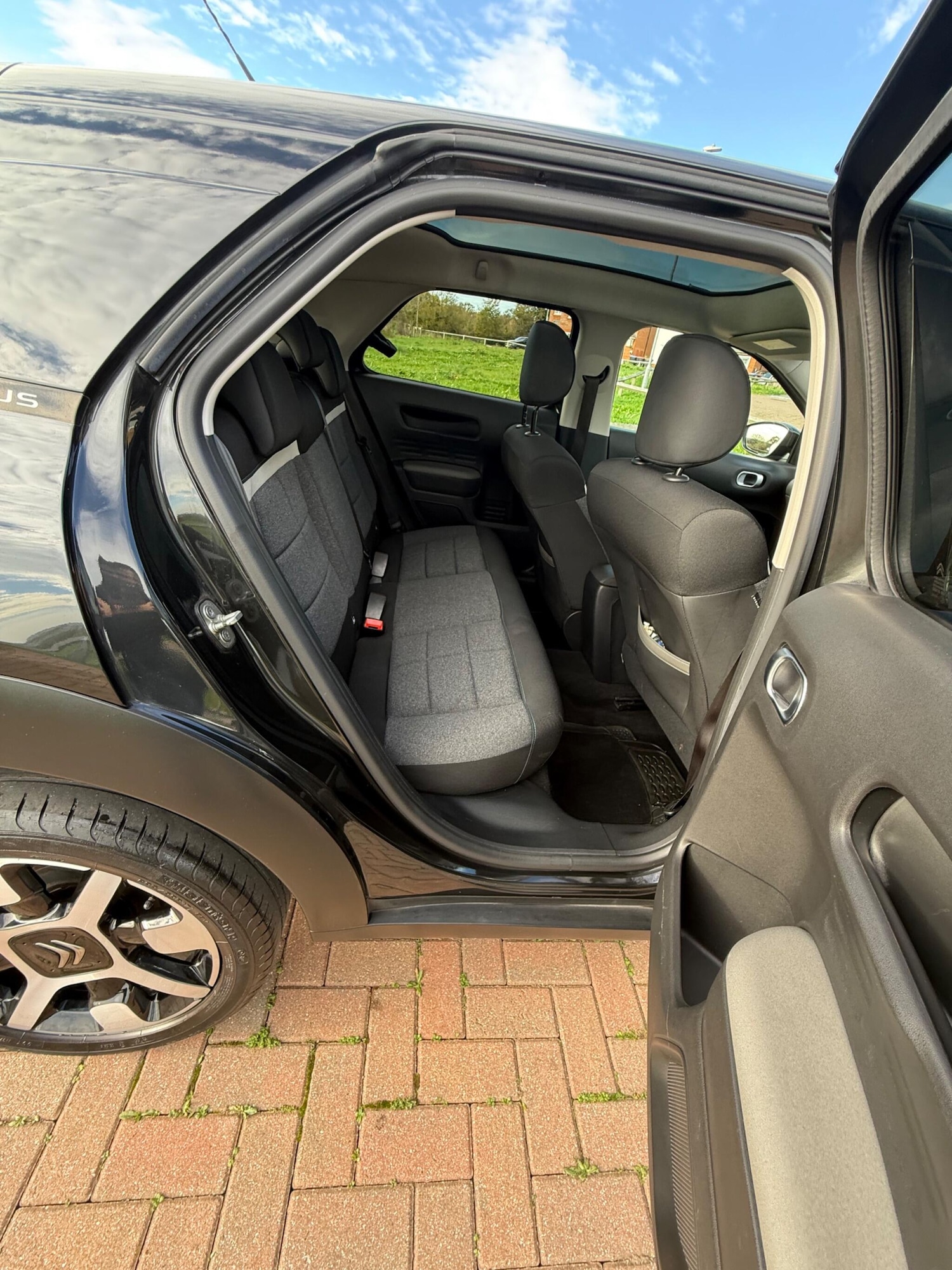 Used Citroen C4 Cactus 2019 for sale - 76573128: Photo 22