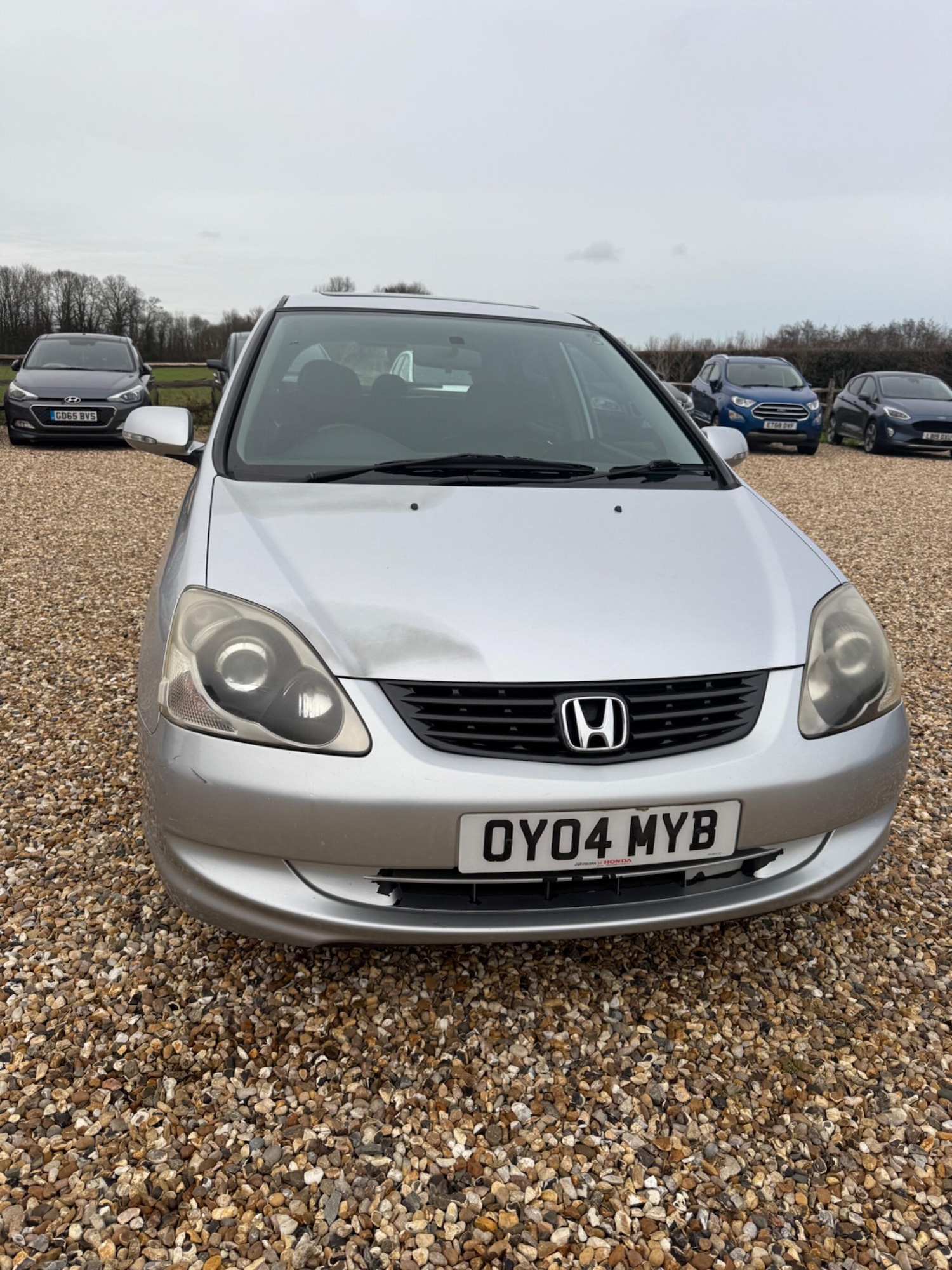 Used Honda Civic 2004 for sale - 76975855: Photo 2